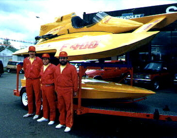 Paul, Dave Villwock and team with the SS-400